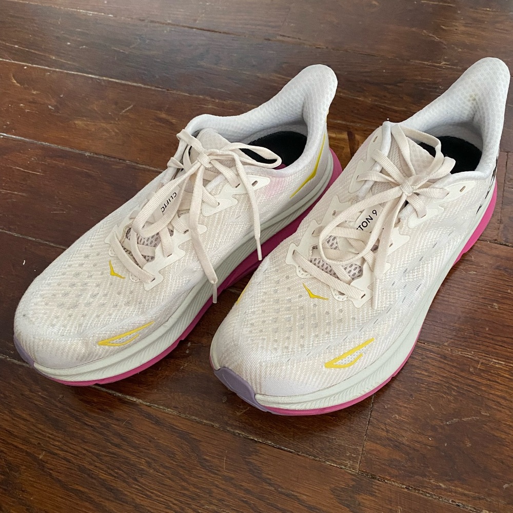 HOKA Clifton 9 running shoes